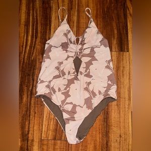 ACACIA Size Medium M South Pacific Maya one piece swimsuit 1 pc